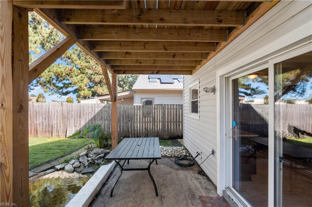 1717 Rueger St Property Photo 38