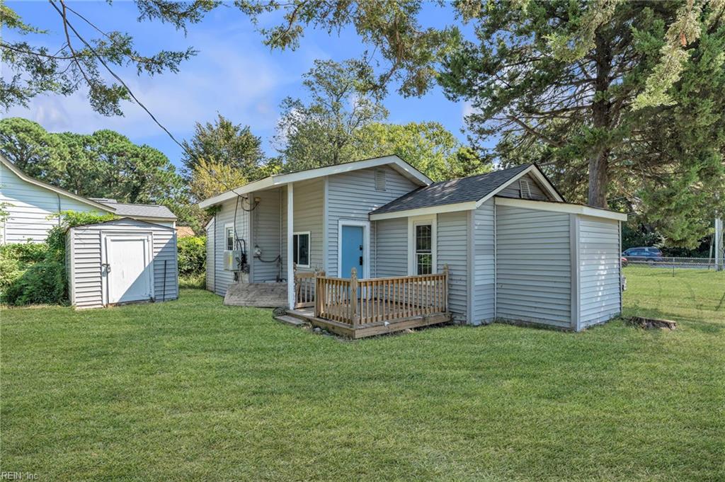 320 Mary St Property Photo 2
