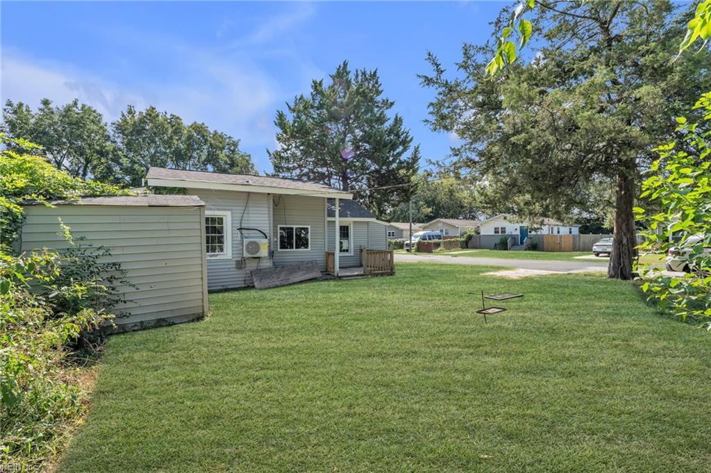 320 Mary St Property Photo 4
