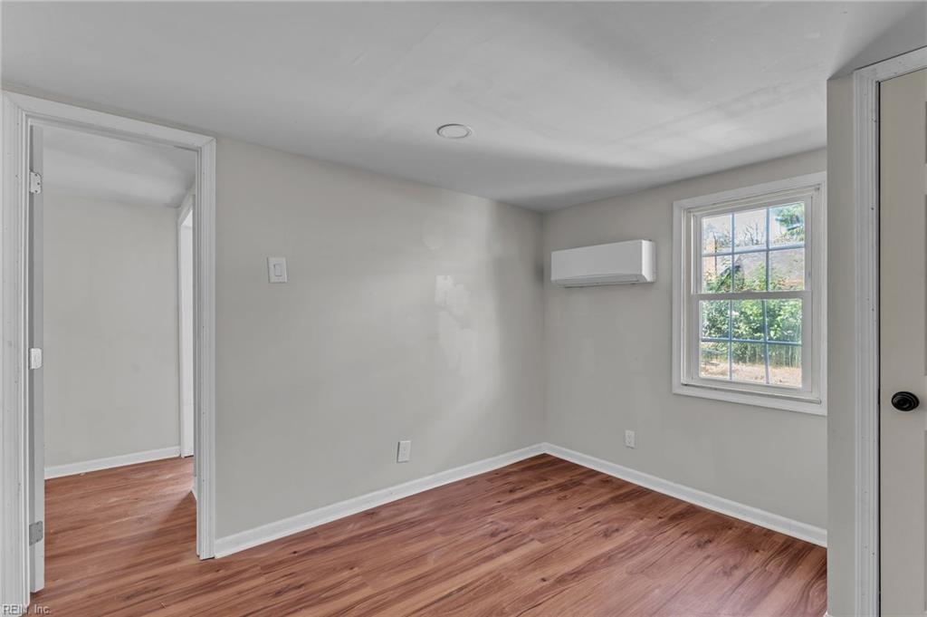 320 Mary St Property Photo 21