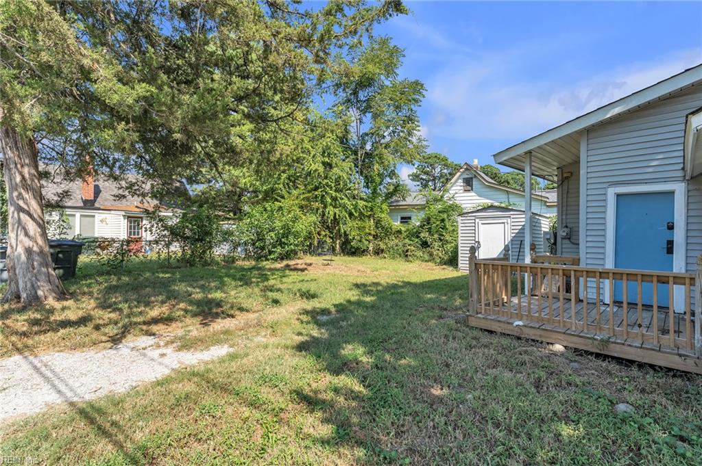 320 Mary St Property Photo 25
