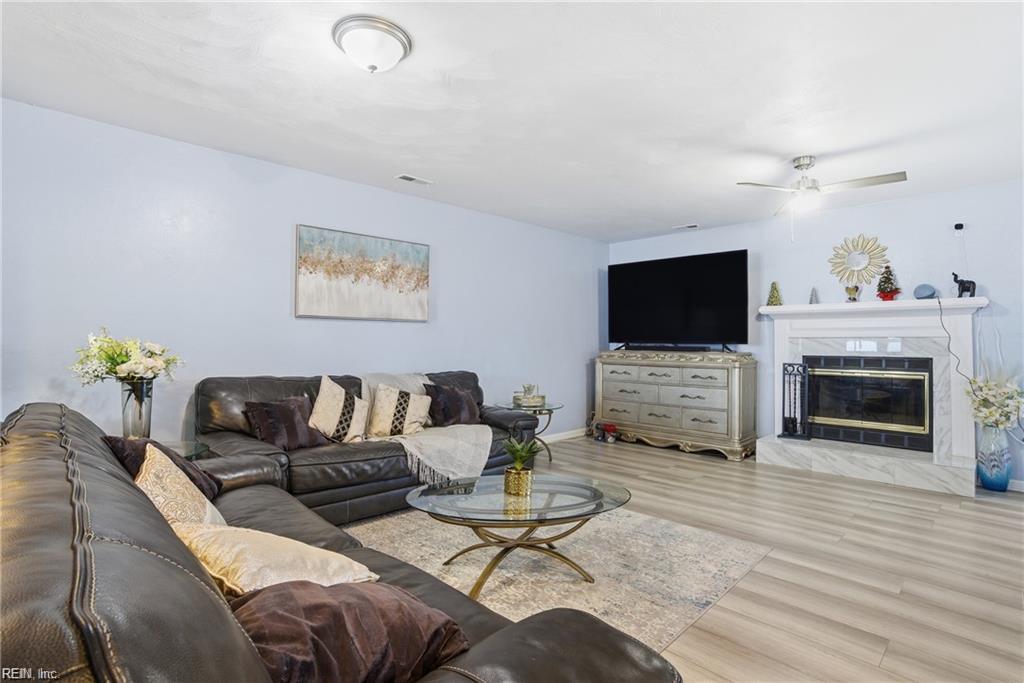 3946 Lantana Pl Property Photo 2