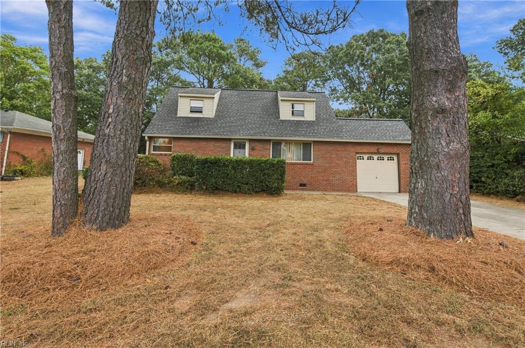 820 Deary Ln Property Photo 2