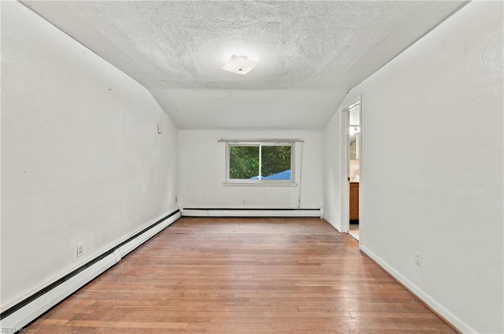 820 Deary Ln Property Photo 24