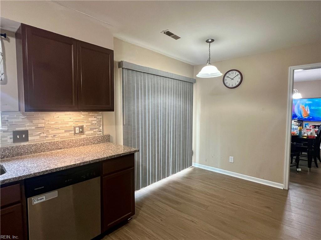 3000 Magic Hollow Blvd Property Photo 7