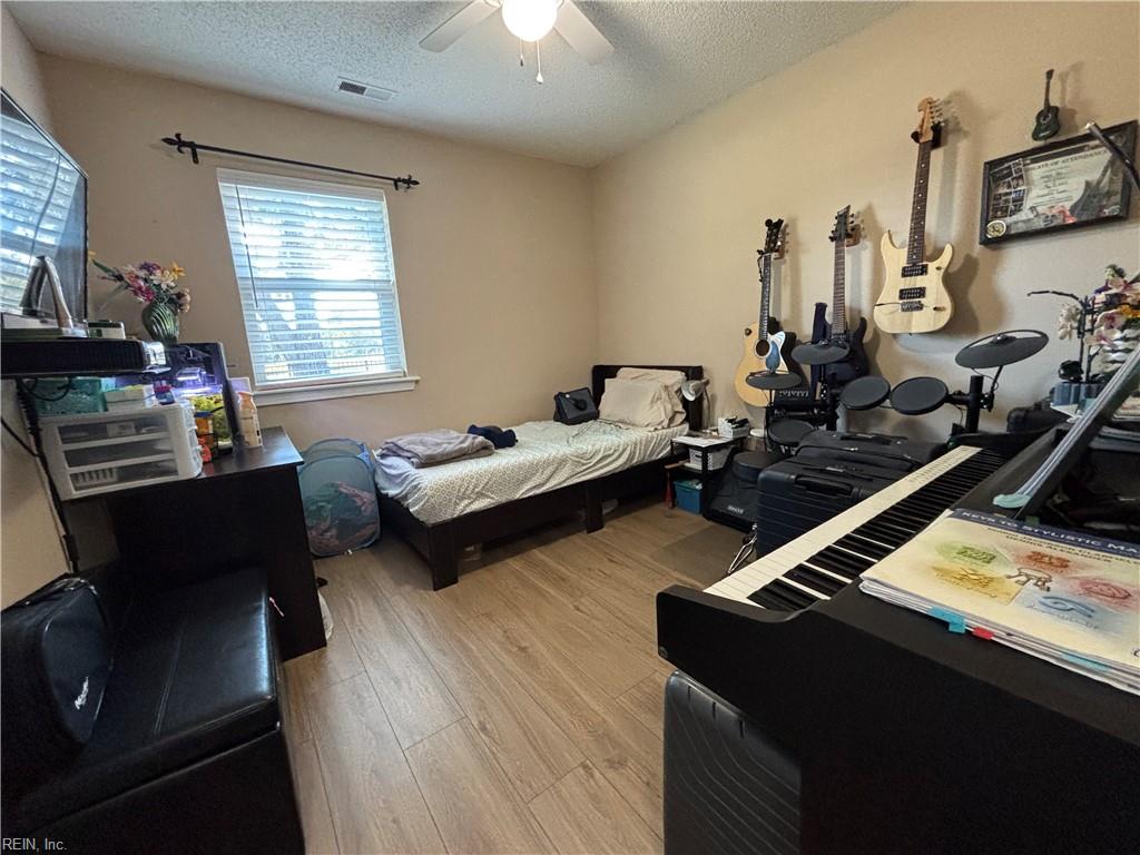 3000 Magic Hollow Blvd Property Photo 14
