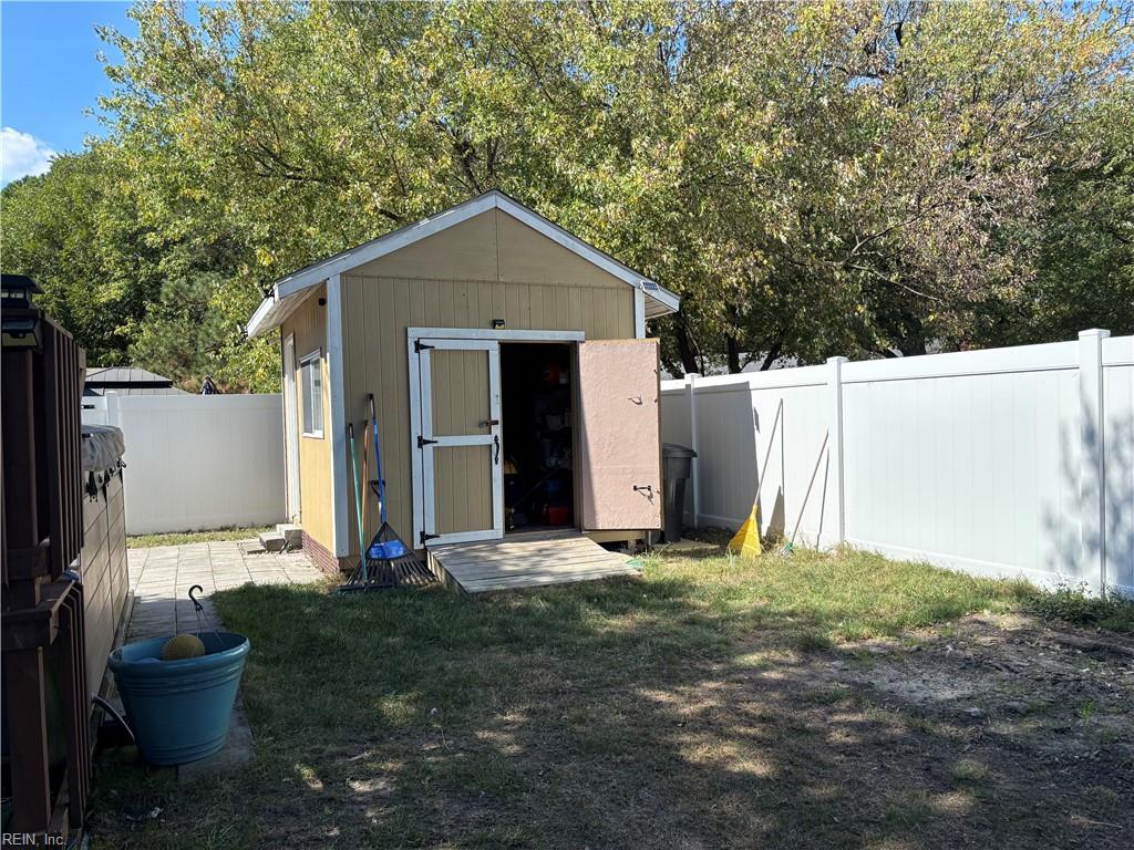 3000 Magic Hollow Blvd Property Photo 24