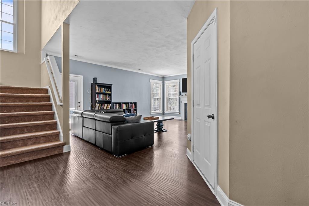 6410 Yorkshire Dr Property Photo 5