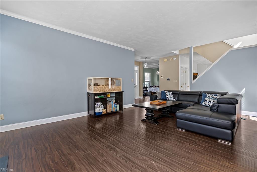 6410 Yorkshire Dr Property Photo 9