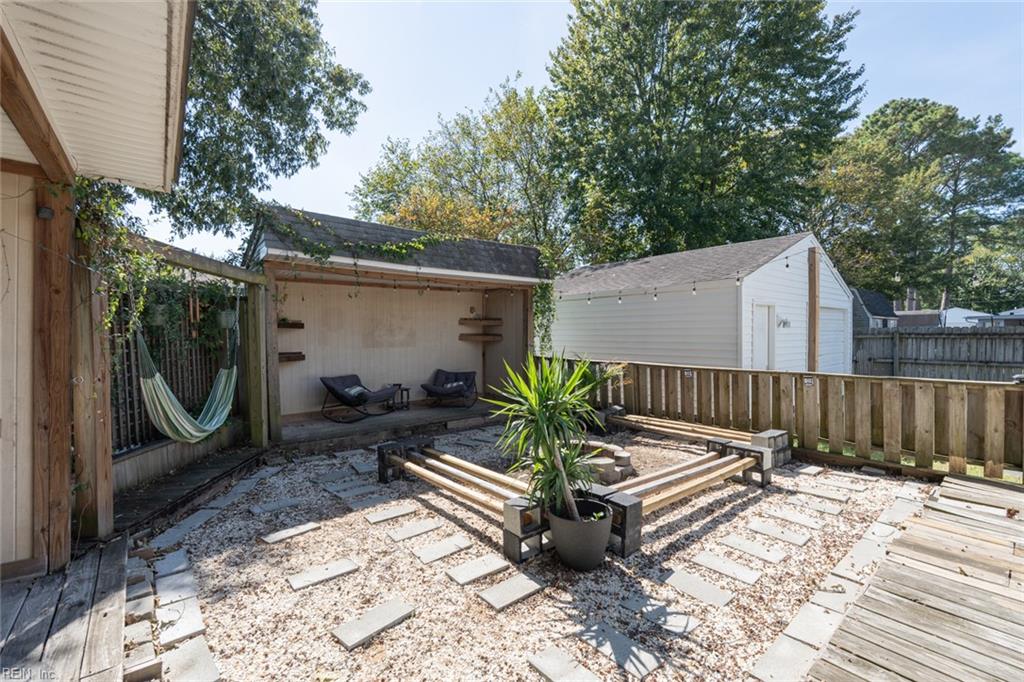 1310 Virginia Ave Property Photo 45