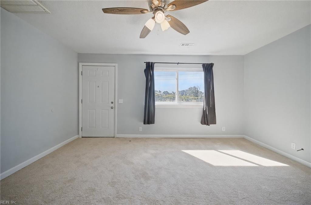 954 Dovercourt Rd Property Photo 23