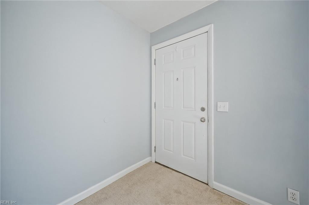 954 Dovercourt Rd Property Photo 24