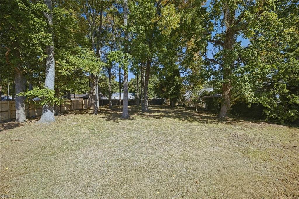 954 Dovercourt Rd Property Photo 30