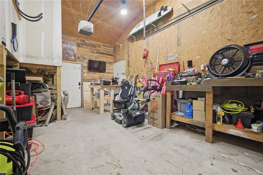 668 Luther St Property Photo 33
