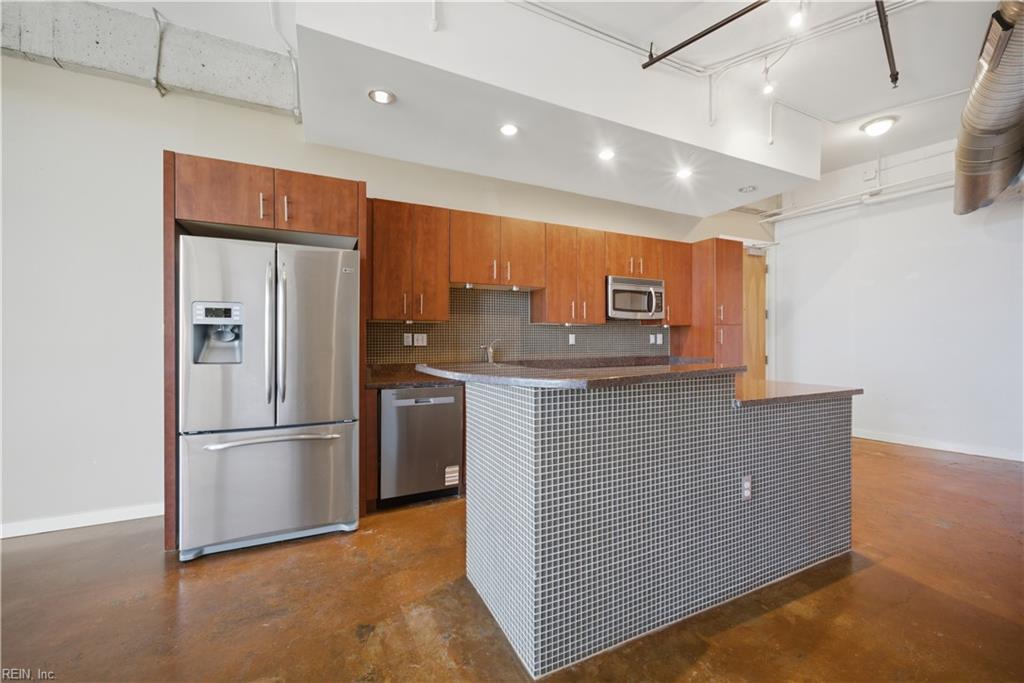 415 Saint Paul's Blvd Property Photo 13