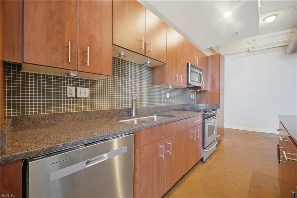 415 Saint Paul's Blvd Property Photo 14