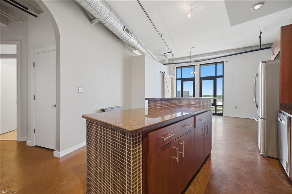 415 Saint Paul's Blvd Property Photo 15