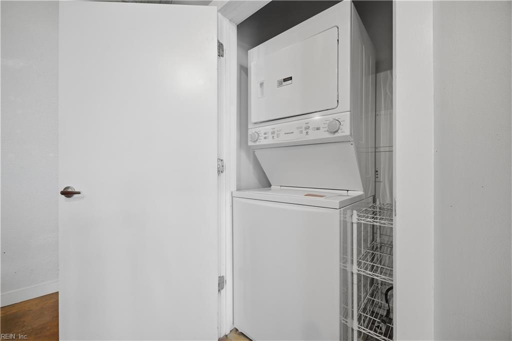 415 Saint Paul's Blvd Property Photo 16