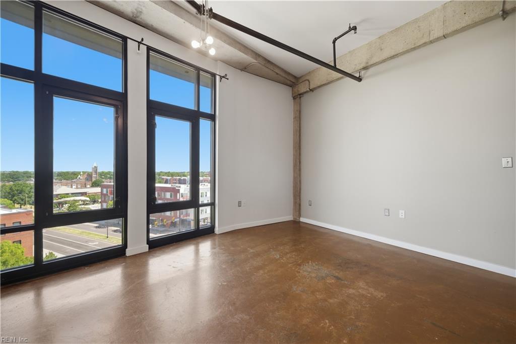 415 Saint Paul's Blvd Property Photo 17