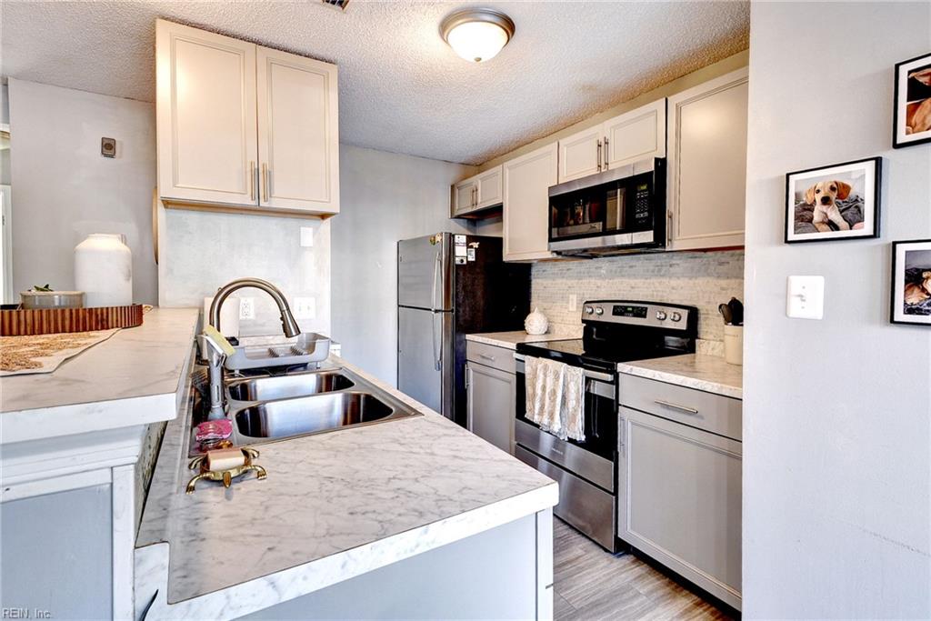 4 Inlandview Dr Property Photo 11