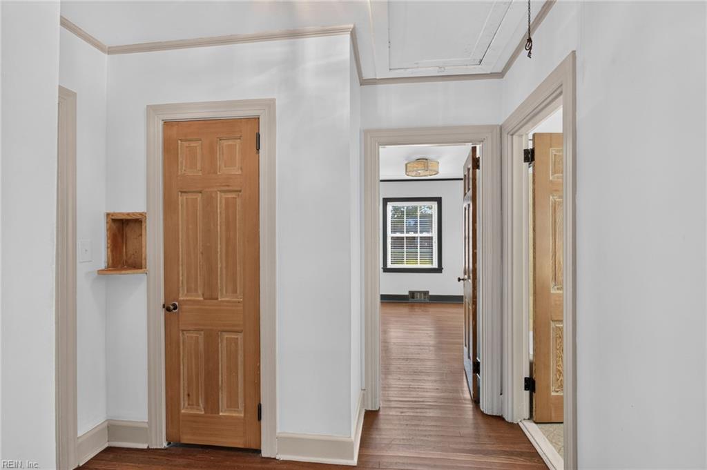 130 Braddock Rd Property Photo 12