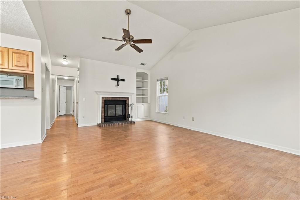 1145 Gauguin Dr Property Photo 3
