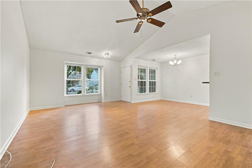1145 Gauguin Dr Property Photo 6