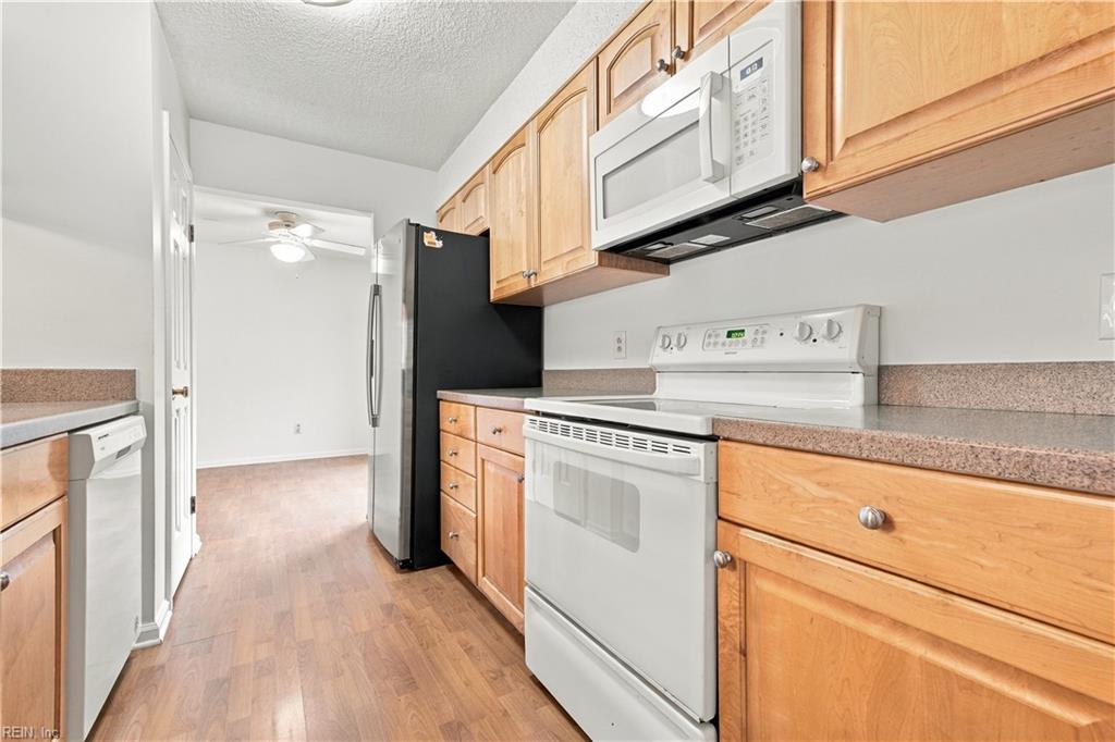 1145 Gauguin Dr Property Photo 8