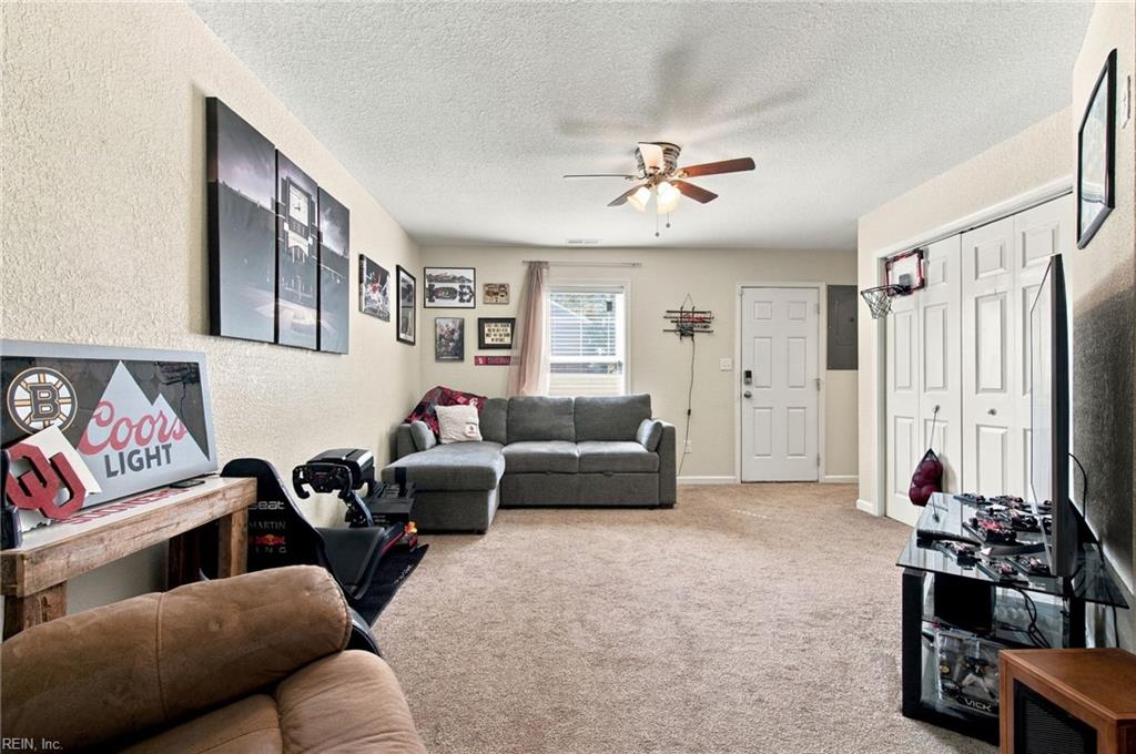 5805 Miss Coral Ct Property Photo 5