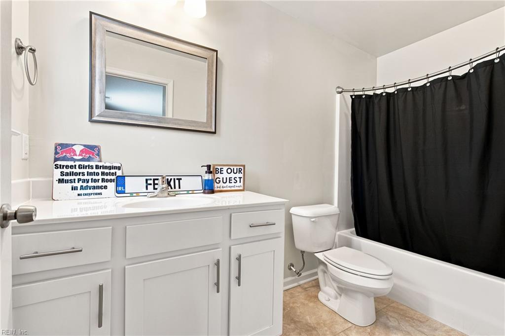 5805 Miss Coral Ct Property Photo 16