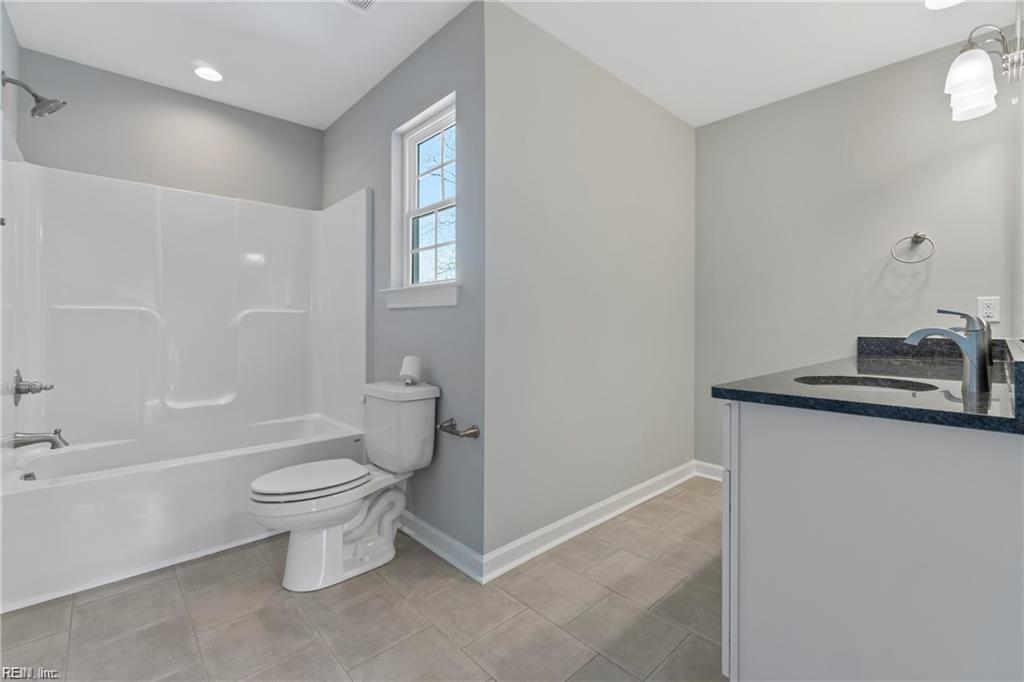 1024 Norview Ave Property Photo 11