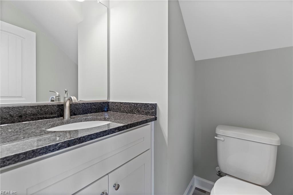 1024 Norview Ave Property Photo 16