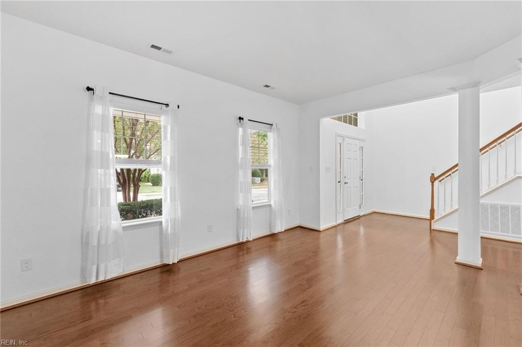 1316 Front St Property Photo 6