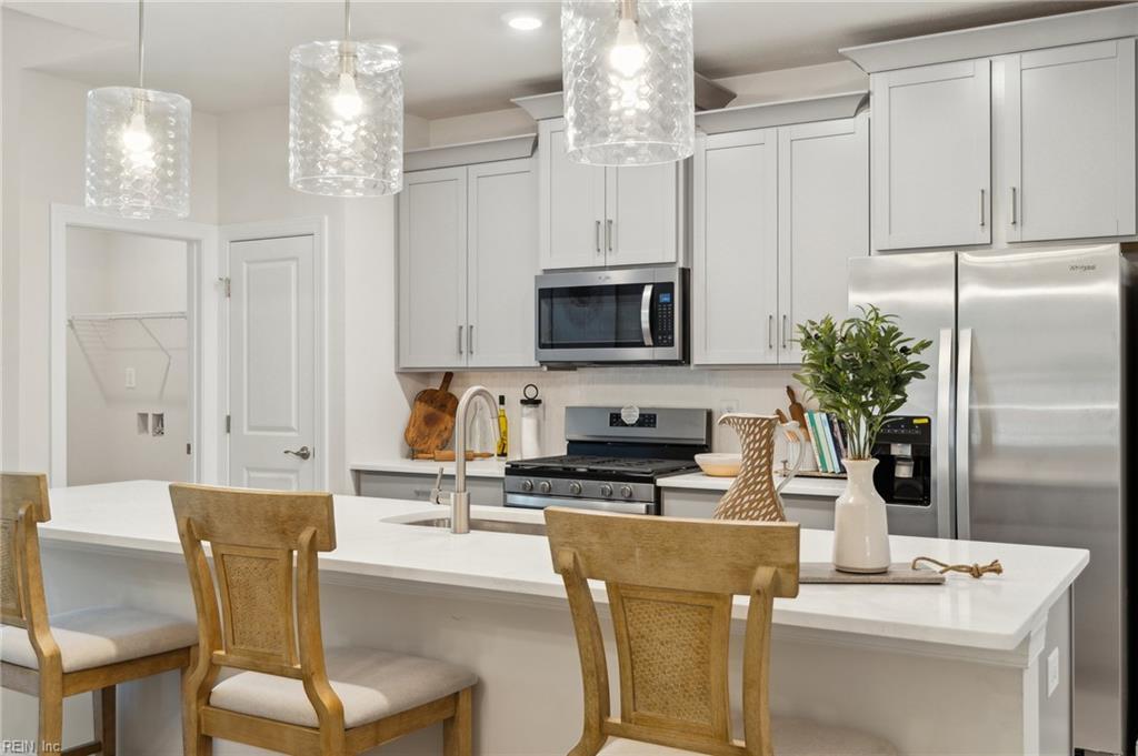 1312 Treviso Bay Property Photo 8