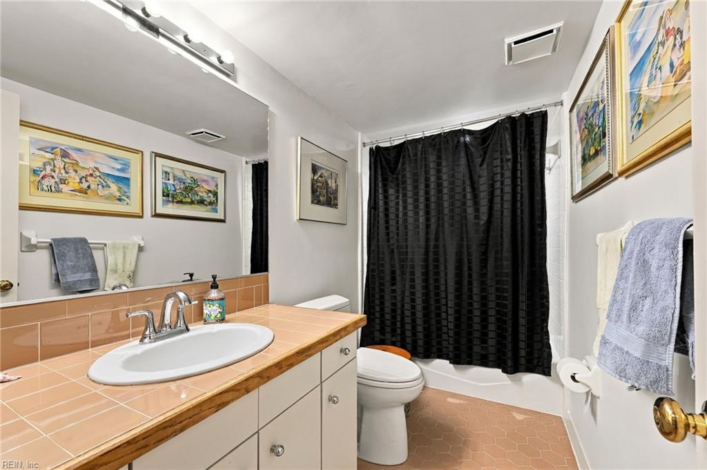448 Linkhorn Dr Property Photo 29