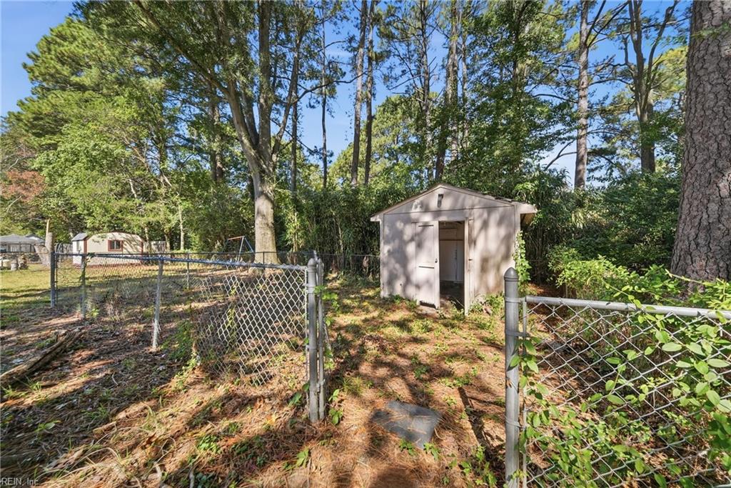 4 Bramston Dr Property Photo 8