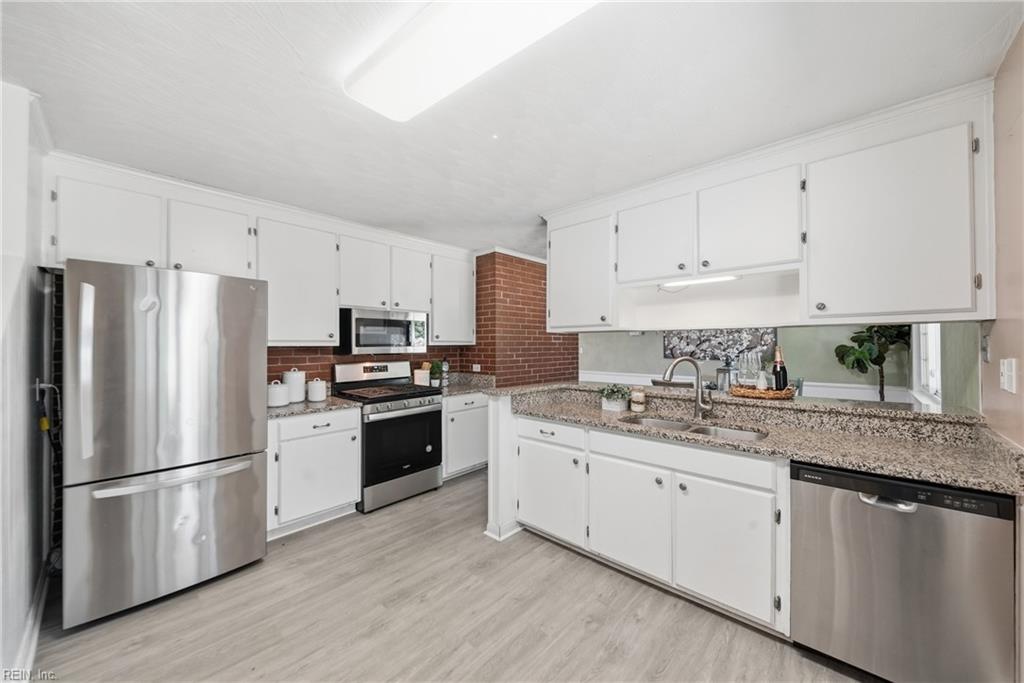 4 Bramston Dr Property Photo 22