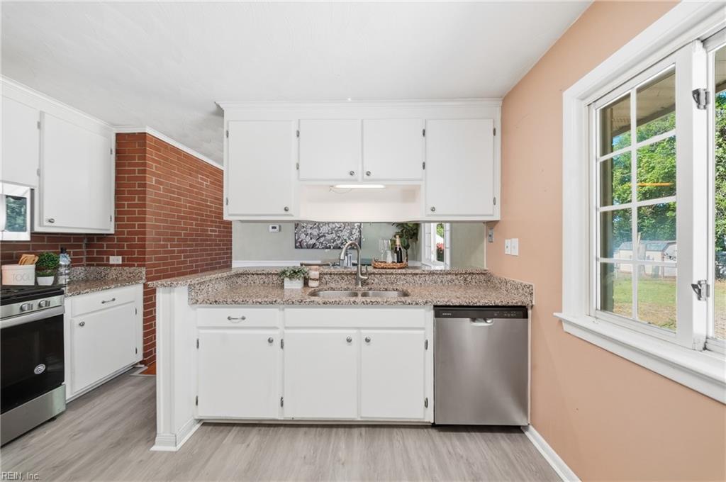 4 Bramston Dr Property Photo 24