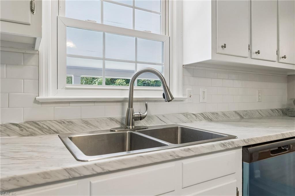 7 Fawn Ln Property Photo 15