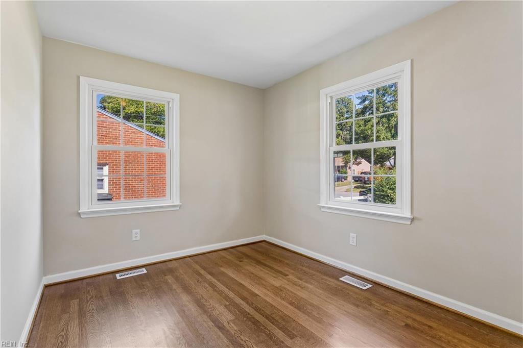 7 Fawn Ln Property Photo 22