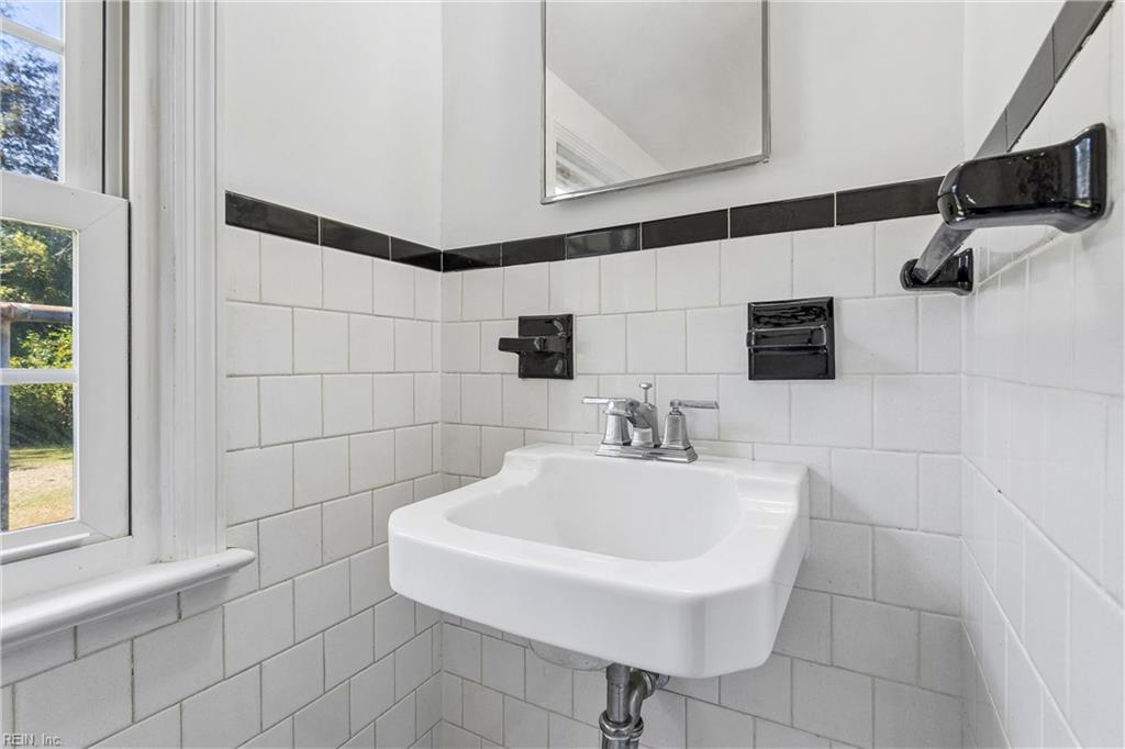 7 Fawn Ln Property Photo 28