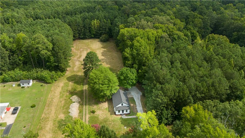 9509 Line Fence Rd Property Photo 2