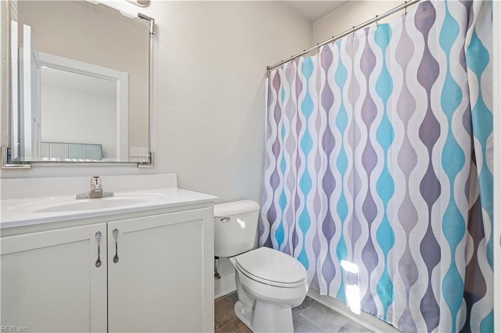 1124 Erin Dr Property Photo 29