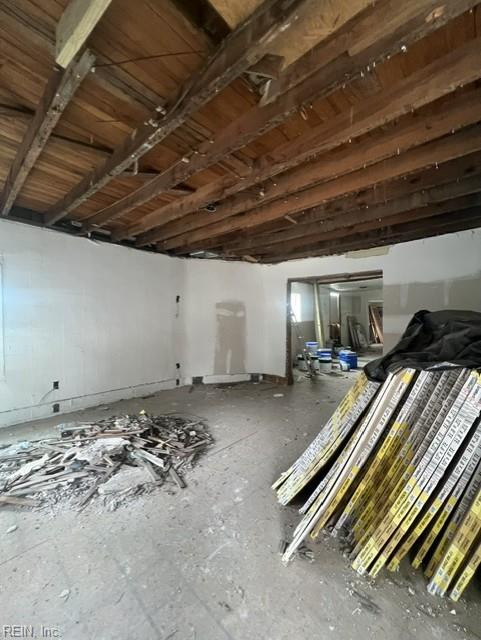 400 Culloden St Property Photo 8