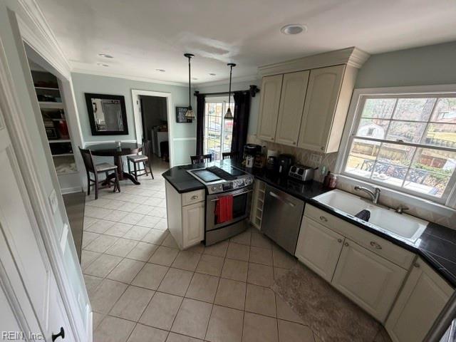 824 Heritage Pt Property Photo 4