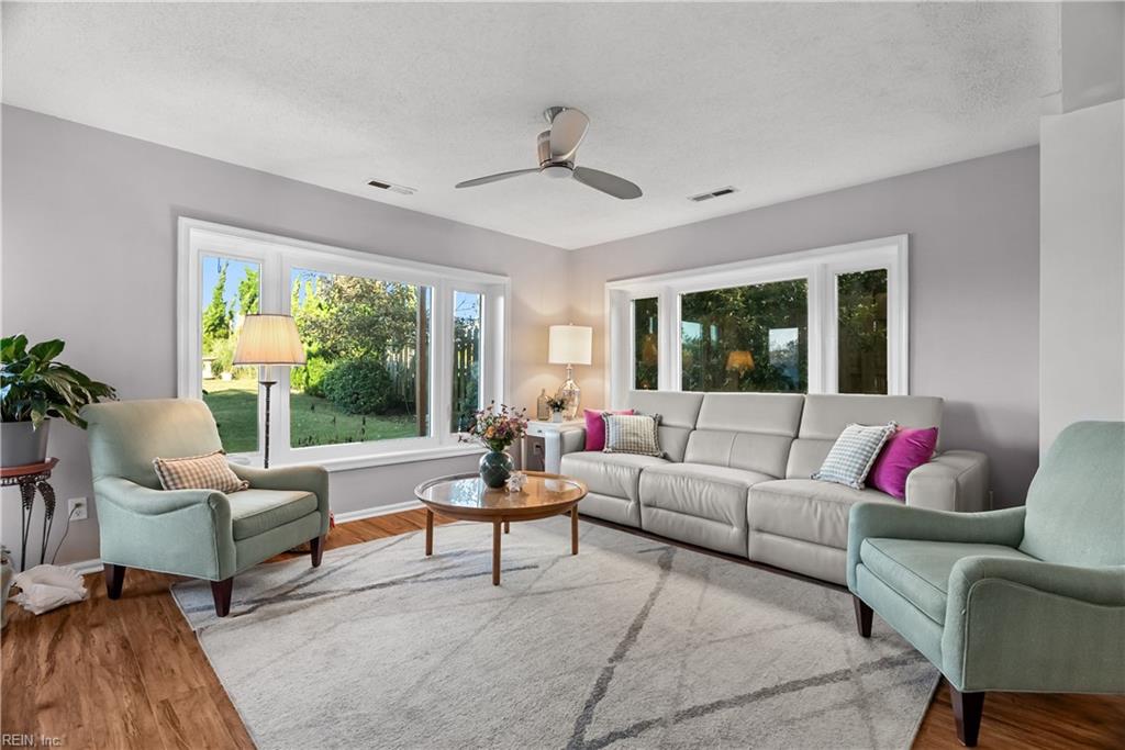 4434 Gulls Quay Property Photo 15