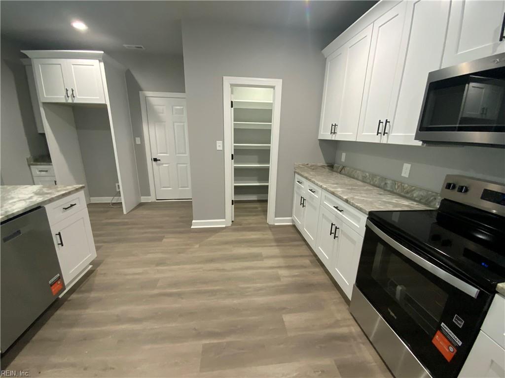 830 31st St Property Photo 12
