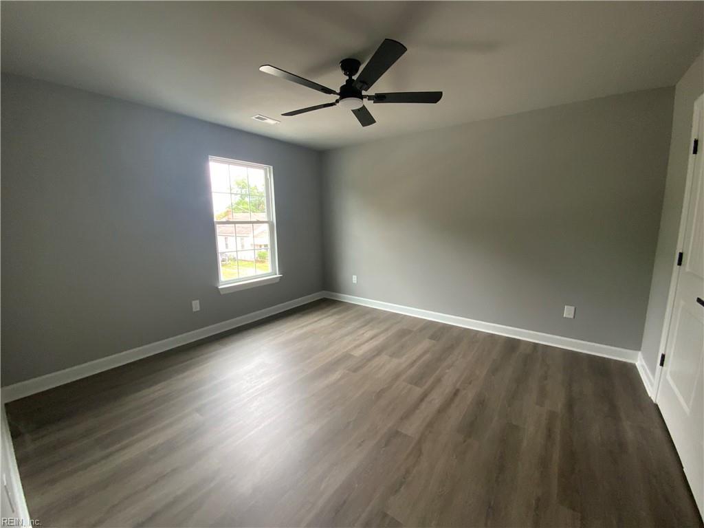 830 31st St Property Photo 17