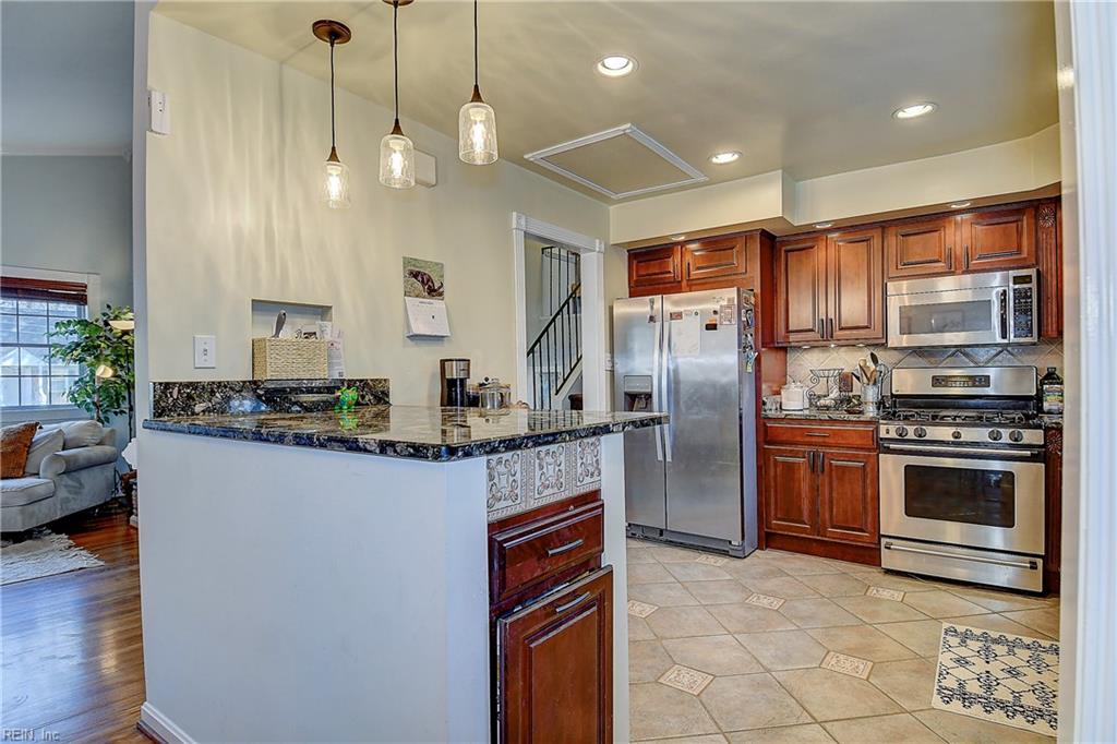 3713 Virginius Dr Property Photo 12