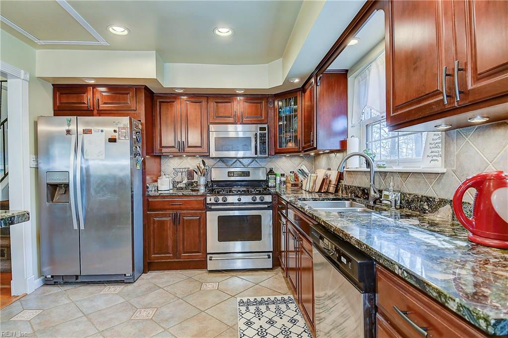 3713 Virginius Dr Property Photo 13